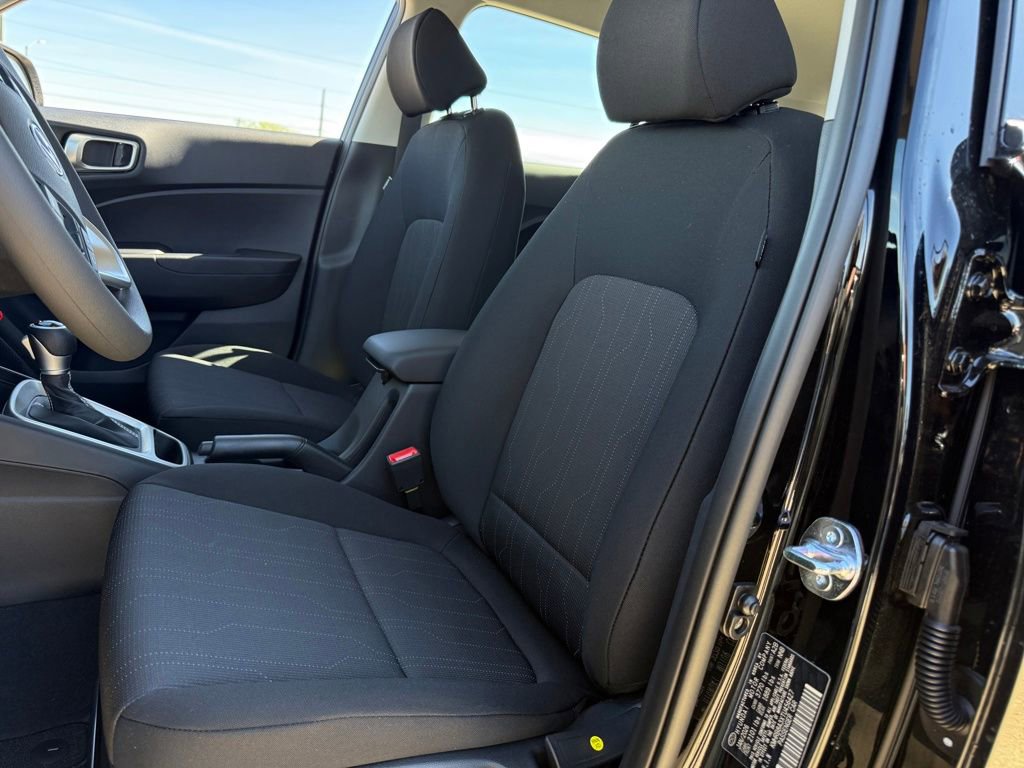 New 2026 Hyundai Venue SE image 19