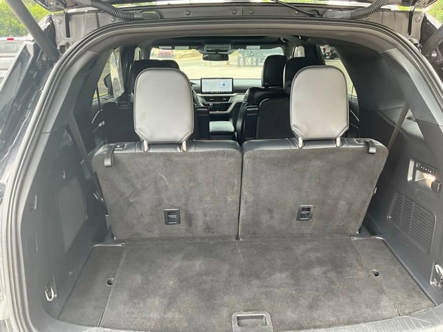 Used 2025 Ford Explorer ST image 15