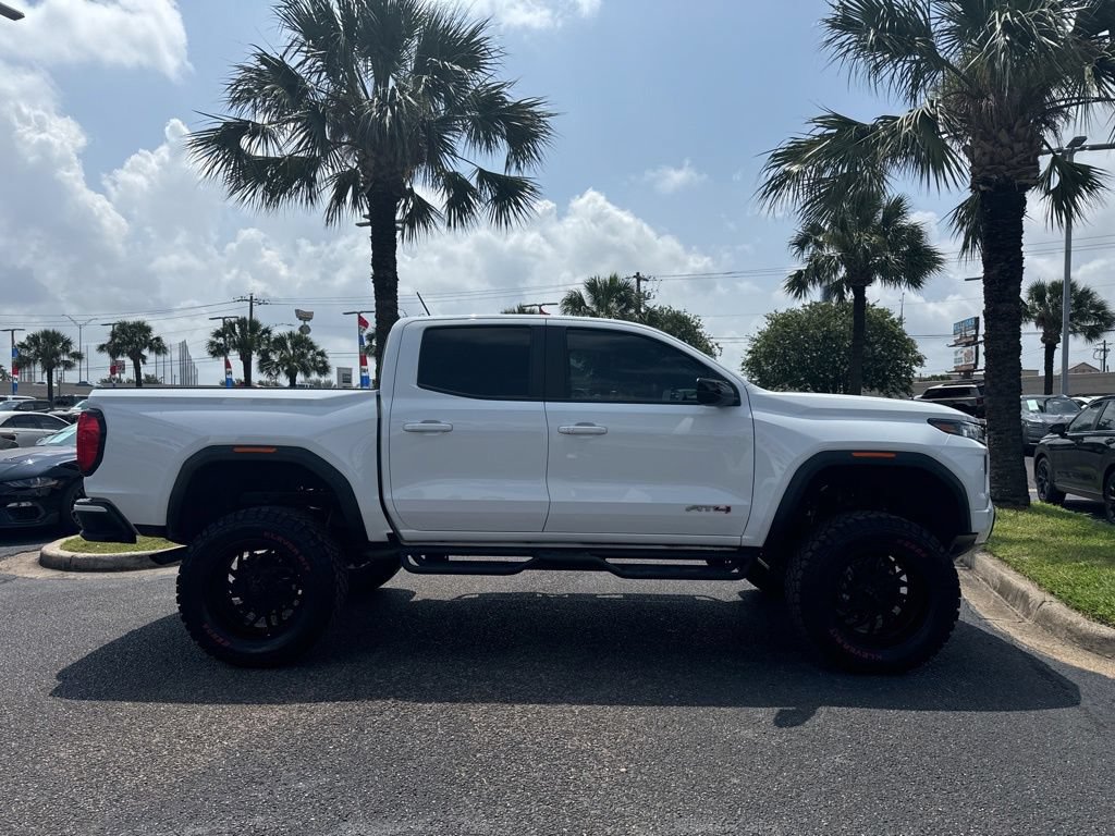 Used 2025 GMC Canyon AT4 AWD/4WD image 5