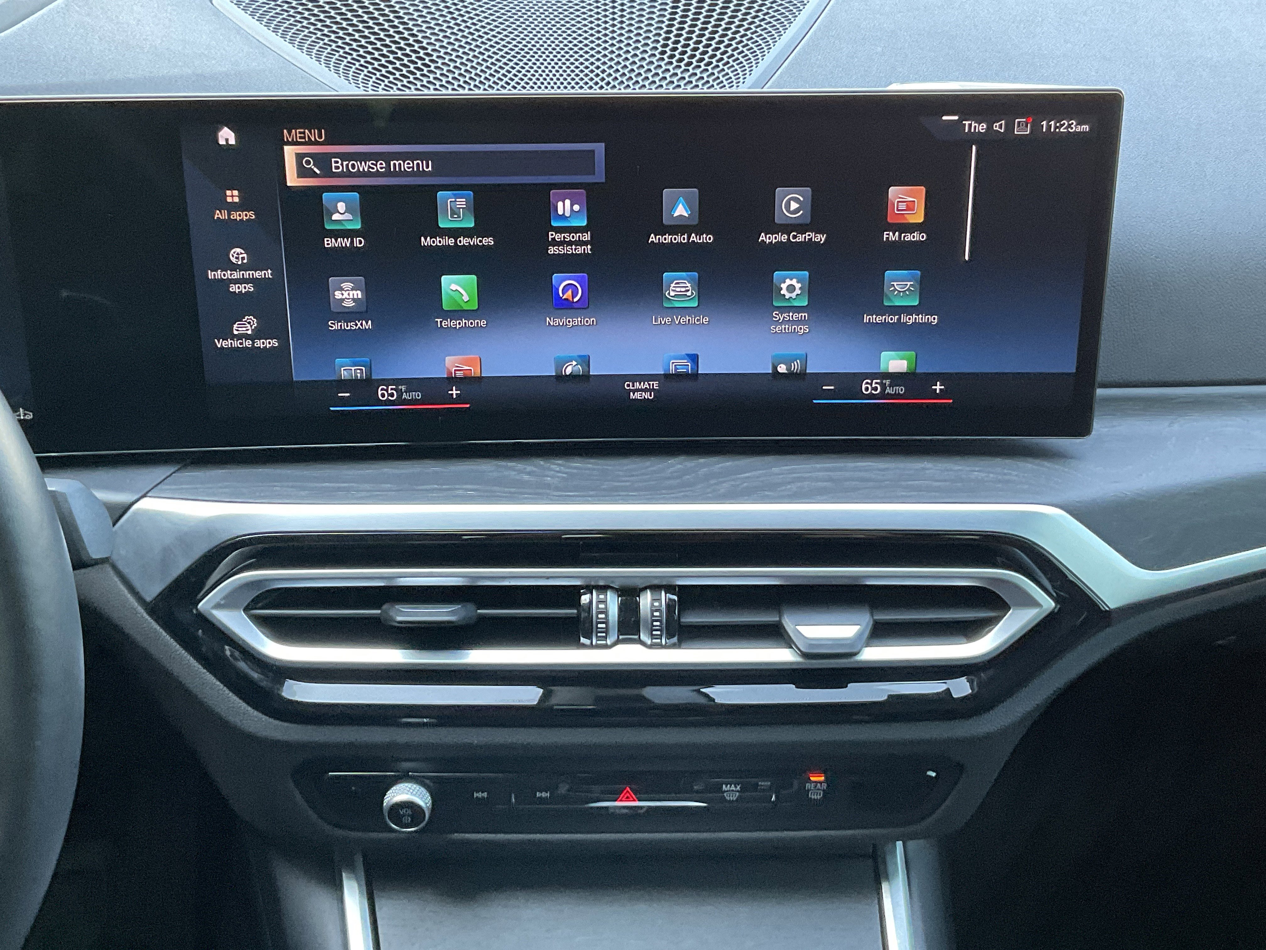 Certified 2024 BMW 330i Sedan w/ Premium Package image 15