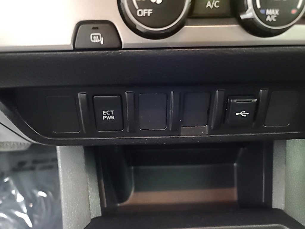 Used 2023 Toyota Tacoma SR w/ SR Convenience Package RWD image 32