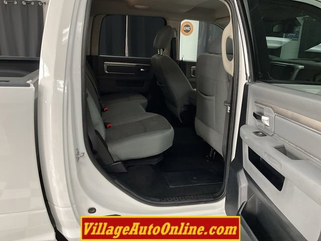 Used 2017 RAM 1500 Classic SLT w/ SLT Plus D￩cor Group image 35