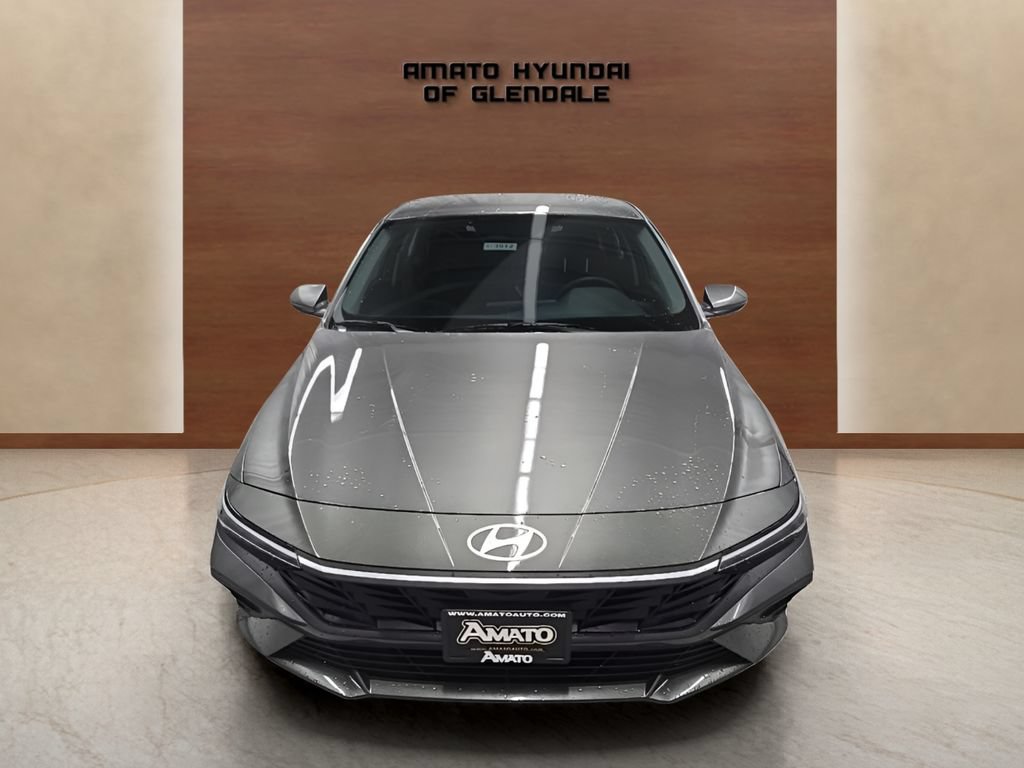New 2026 Hyundai Elantra SE FWD image 10