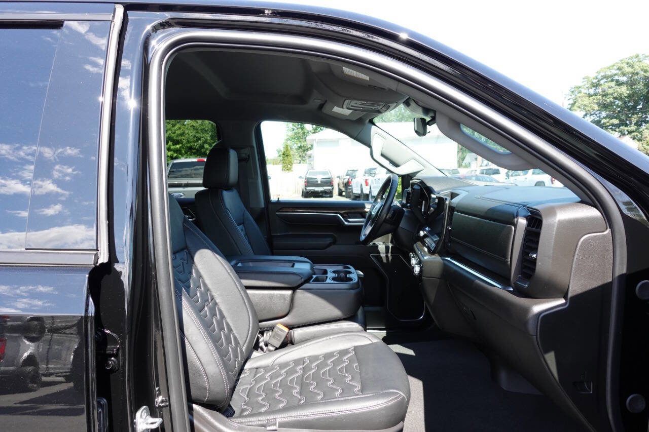 Used 2025 GMC Sierra 1500 Elevation AWD/4WD image 36