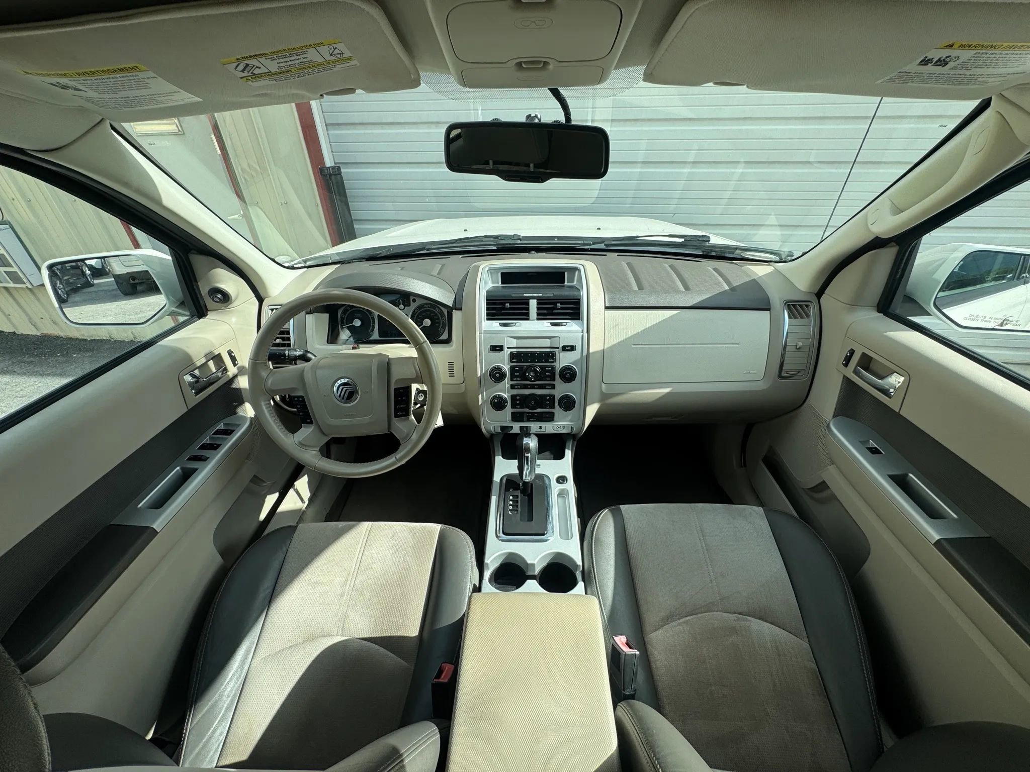 Used 2009 Mercury Mariner Premier FWD image 19