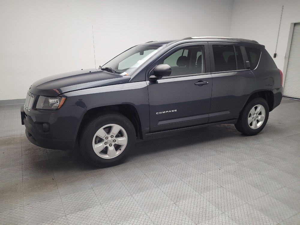 Used 2015 Jeep Compass Sport image 2
