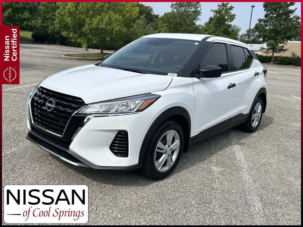 Certified 2025 Nissan Kicks Play S FWD image 3