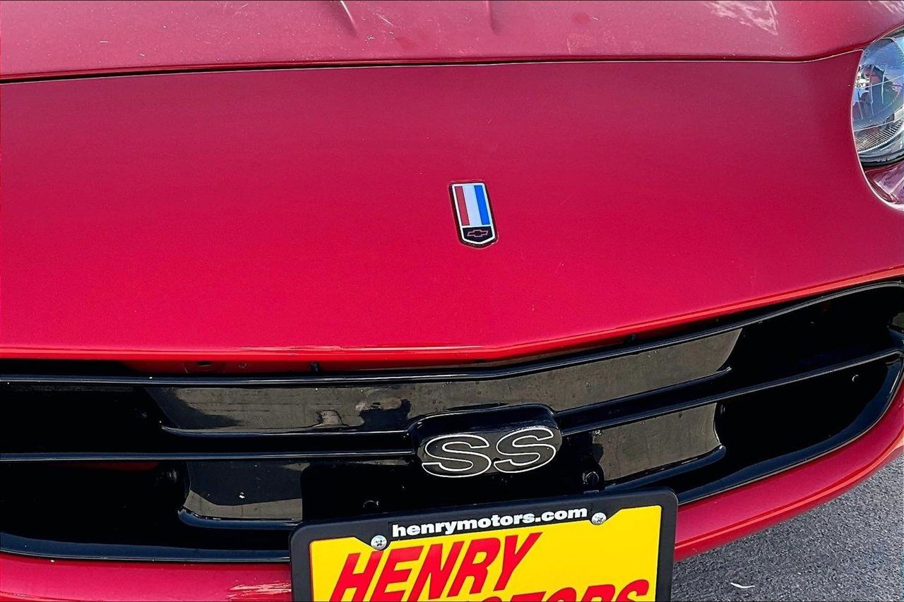 Used 2001 Chevrolet Camaro Z28 w/ SS Performance/Appearance Pkg RWD image 30