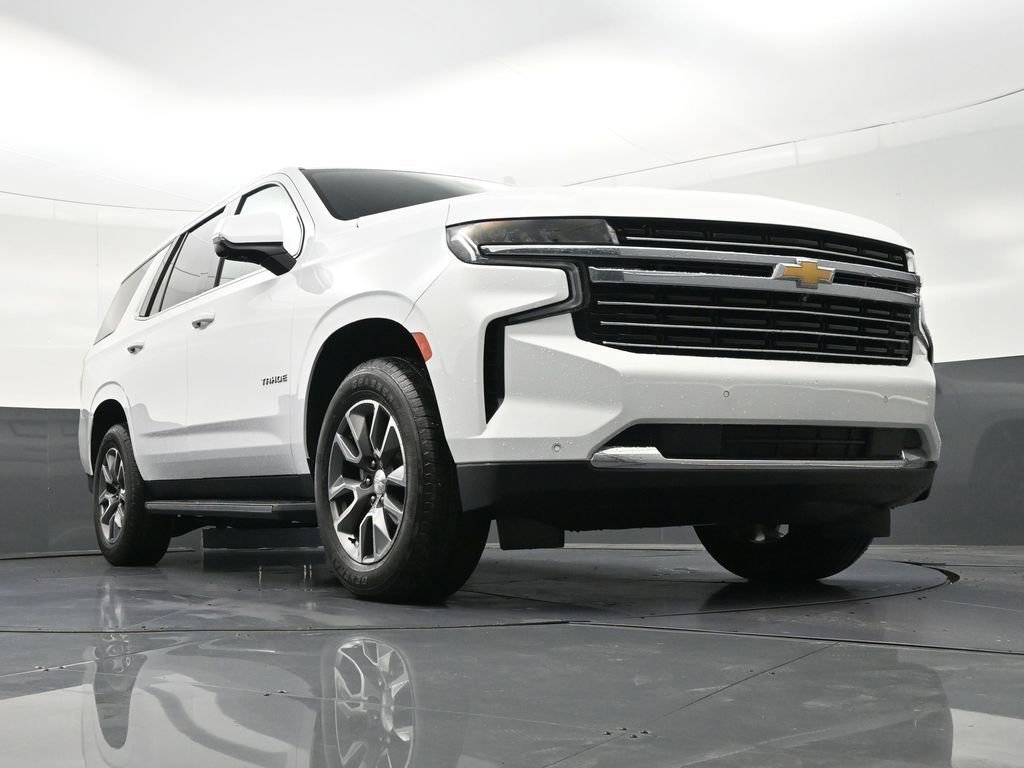 Used 2022 Chevrolet Tahoe LT w/ Luxury Package image 30