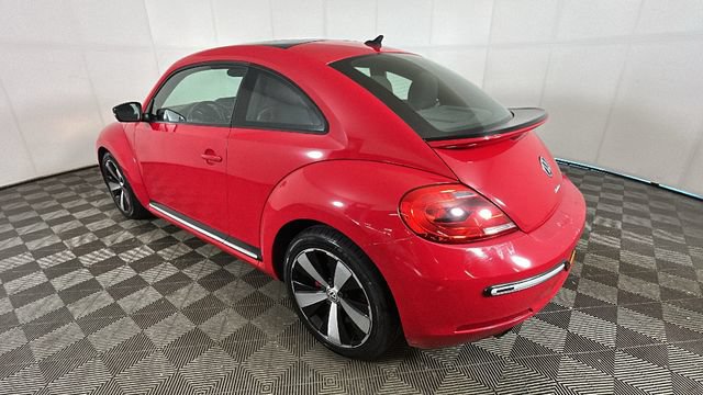 Used 2013 Volkswagen Beetle Turbo FWD image 4