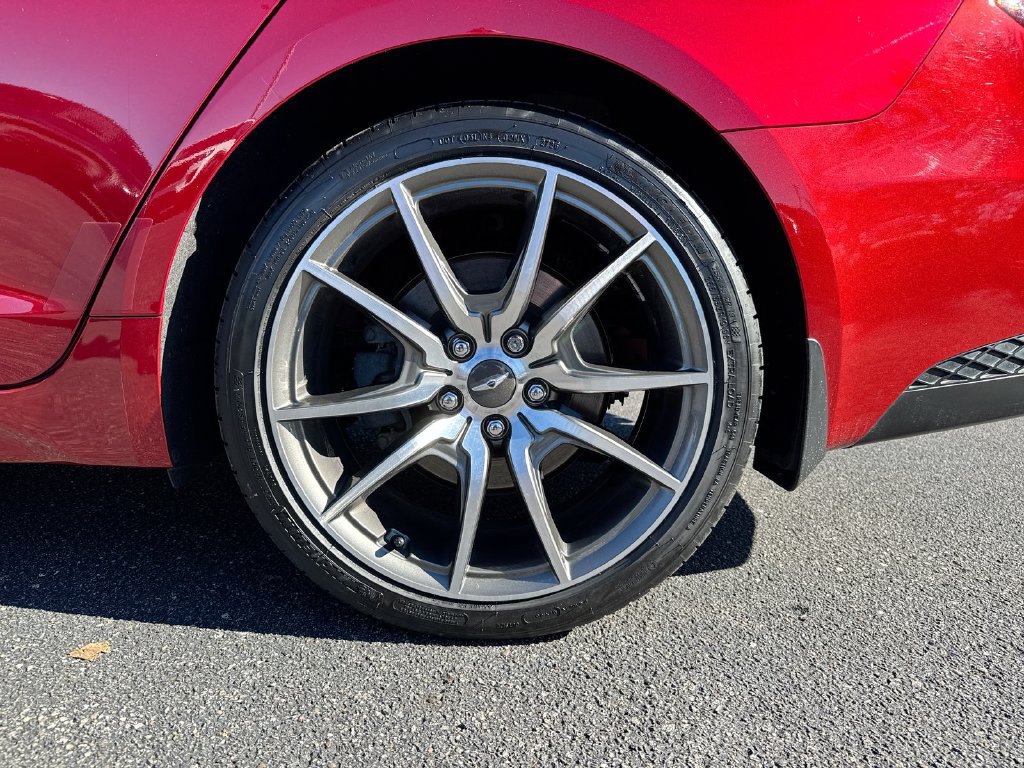 Used 2022 Genesis G70 2.0T w/ Prestige Package AWD/4WD image 28