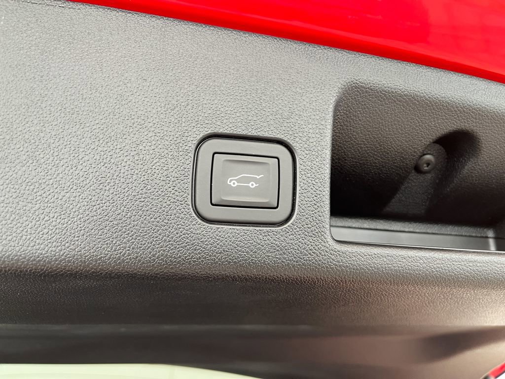 Certified 2024 Chevrolet Equinox EV RS image 34