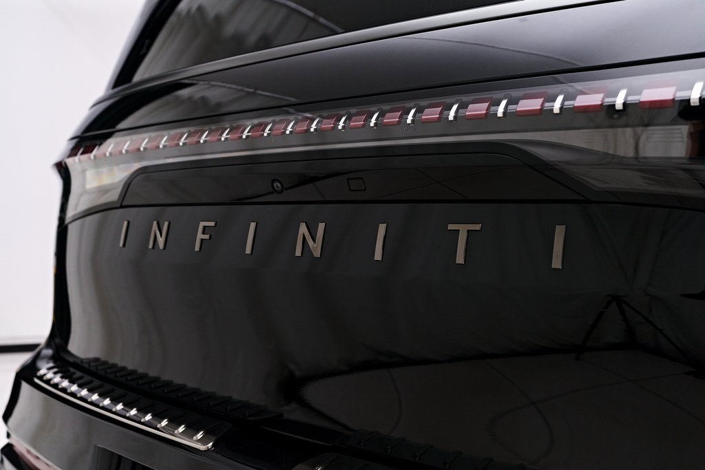 Used 2025 INFINITI QX80 Autograph w/ Autograph Exterior Package image 28