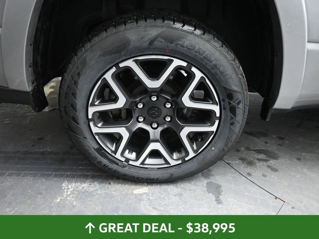 Used 2025 RAM 1500 Laramie image 19