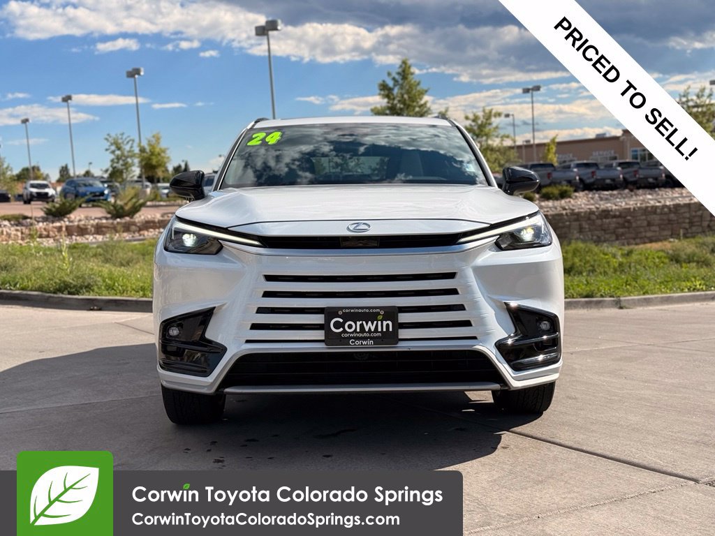 Used 2024 Lexus TX 500h AWD image 2