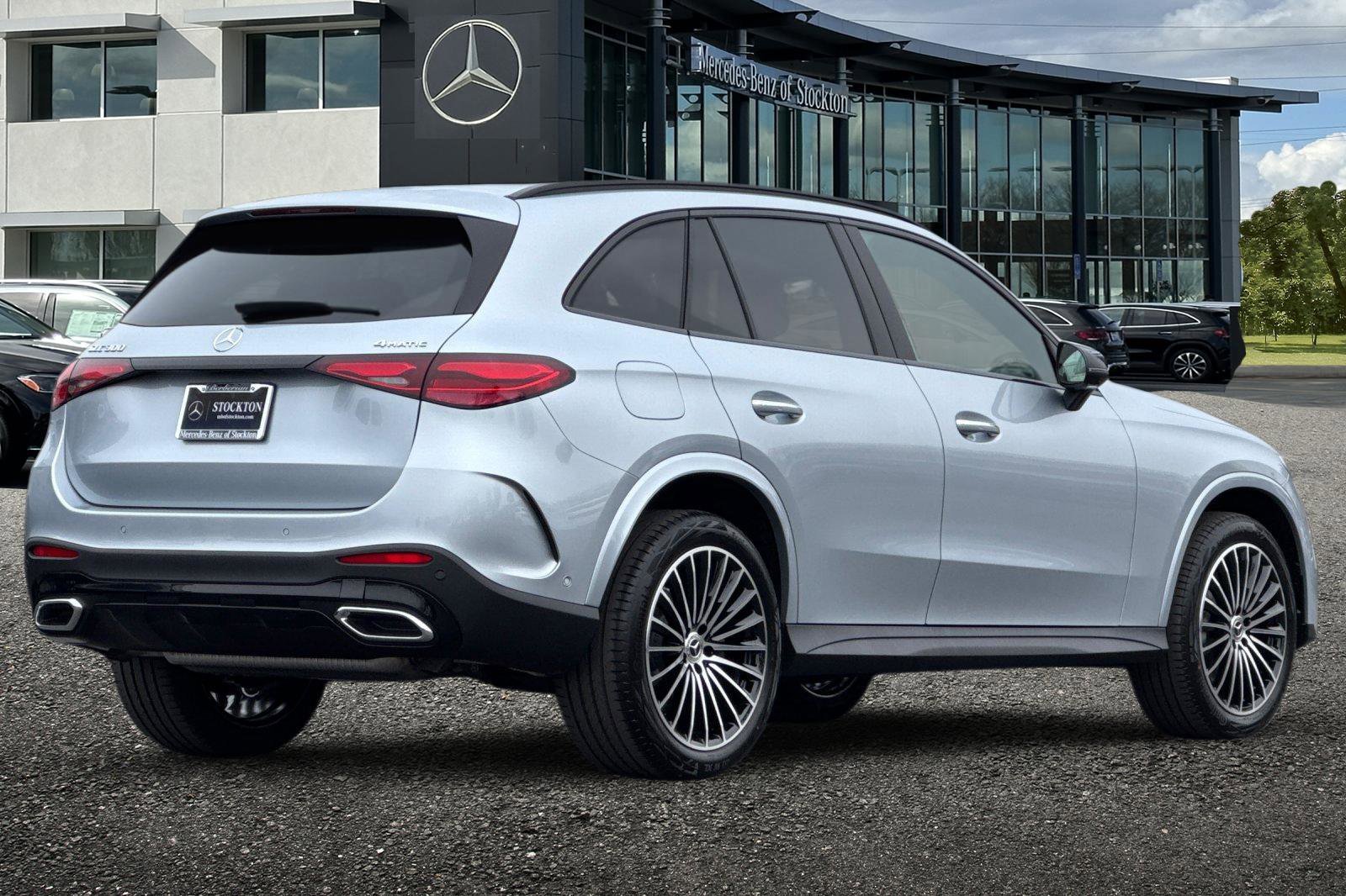 New 2026 Mercedes-Benz GLC 300 4MATIC image 4