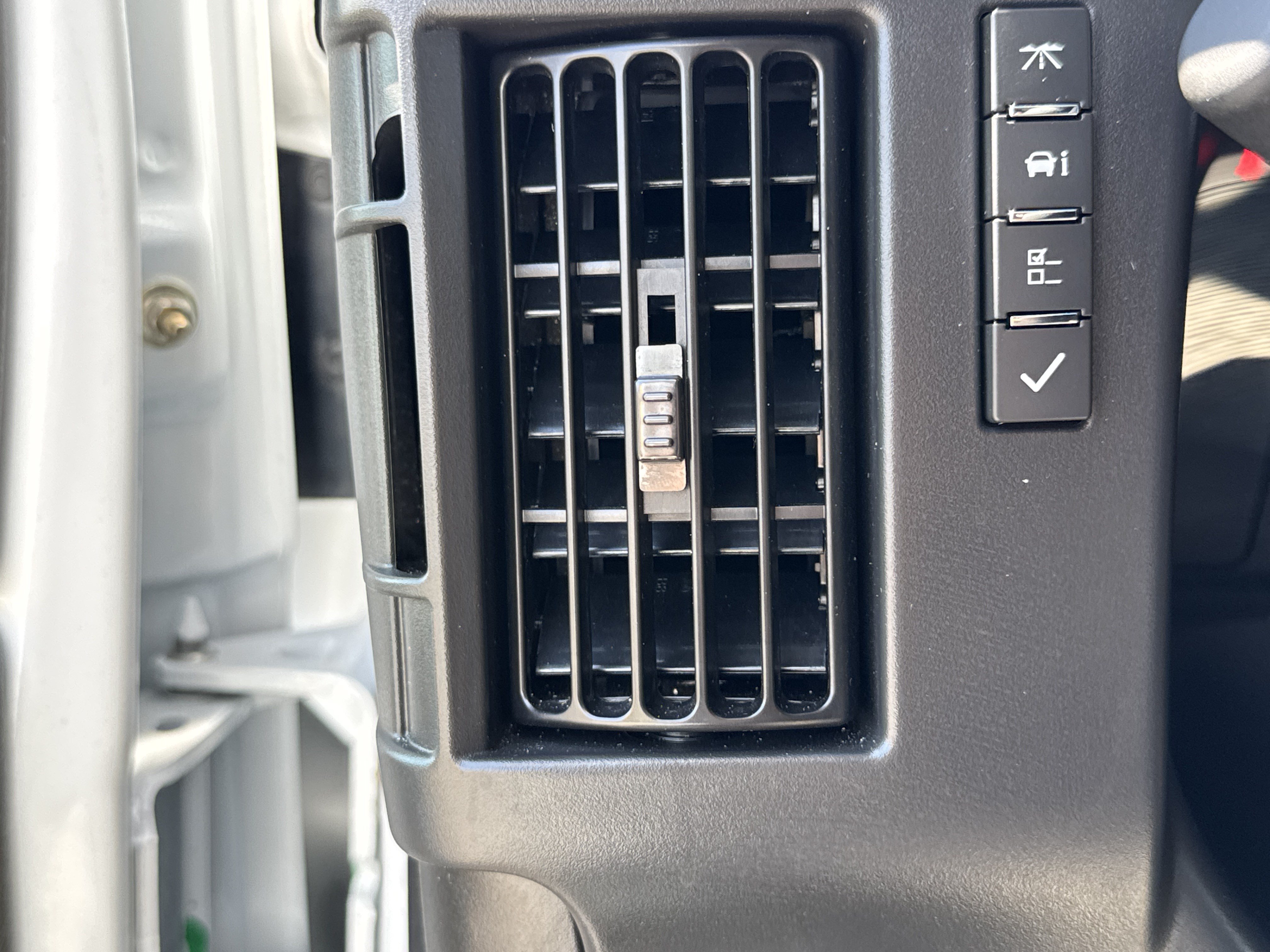 New 2026 GMC Savana 3500 w/ Power Convenience Package RWD image 18