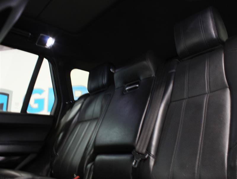 Used 2015 Land Rover Range Rover HSE AWD/4WD image 17
