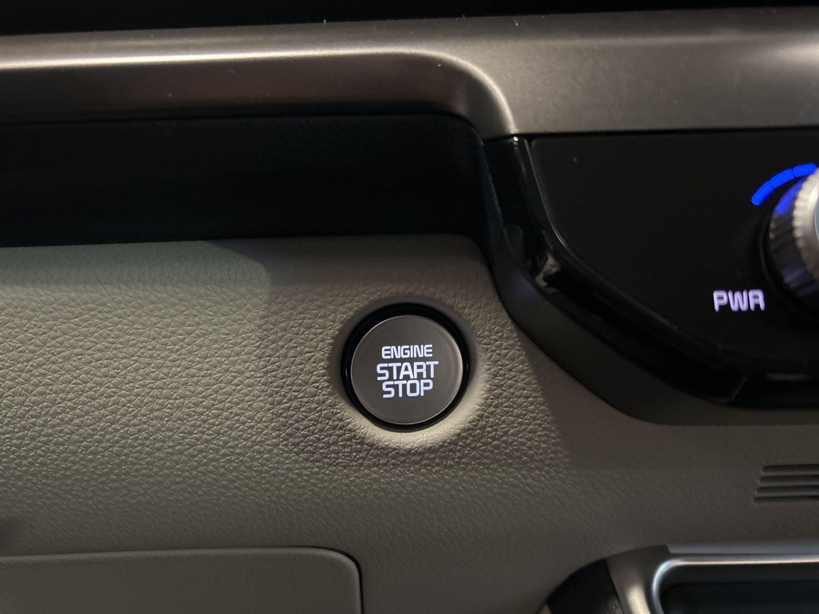 New 2026 Kia Carnival SX Prestige FWD image 30