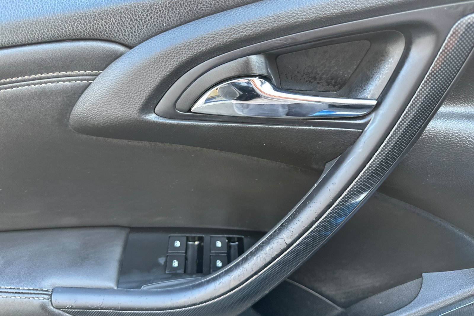 Used 2017 Buick Cascada Sport Touring FWD image 12