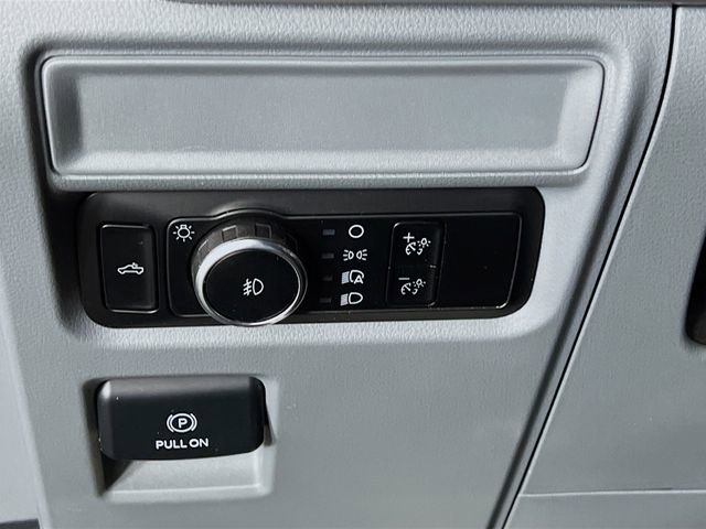 Used 2023 Ford F150 XLT w/ XTR Package image 9