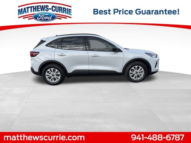 New 2026 Ford Escape Active image 3