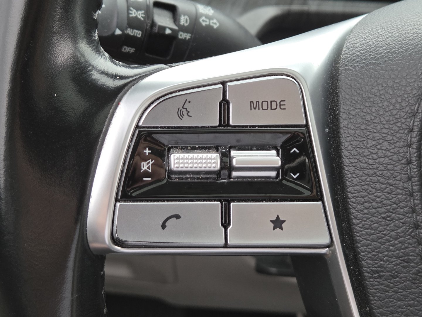 Used 2023 Kia Telluride SX FWD image 34