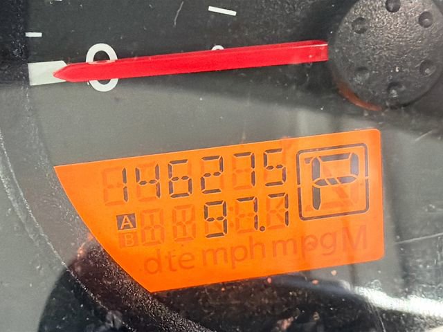 Used 2012 Nissan Frontier SV w/ SV Premium Utility Pkg image 13