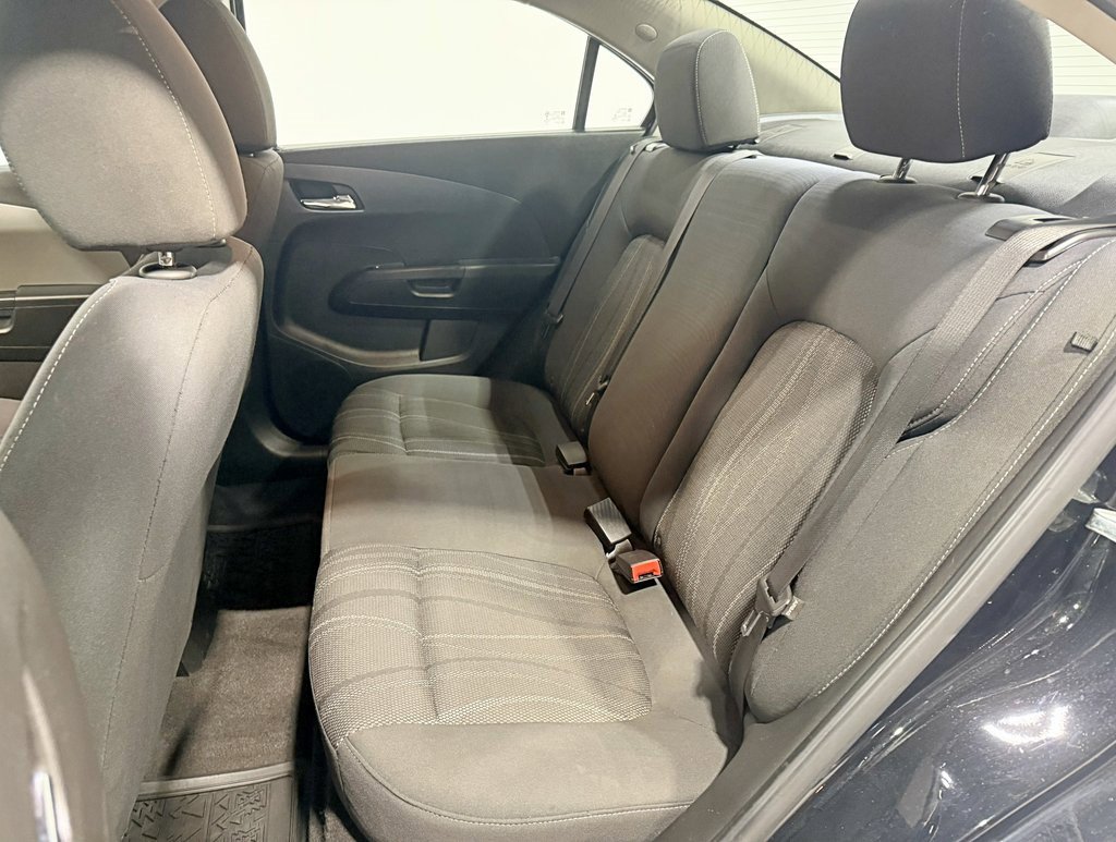 Used 2018 Chevrolet Sonic LT image 25