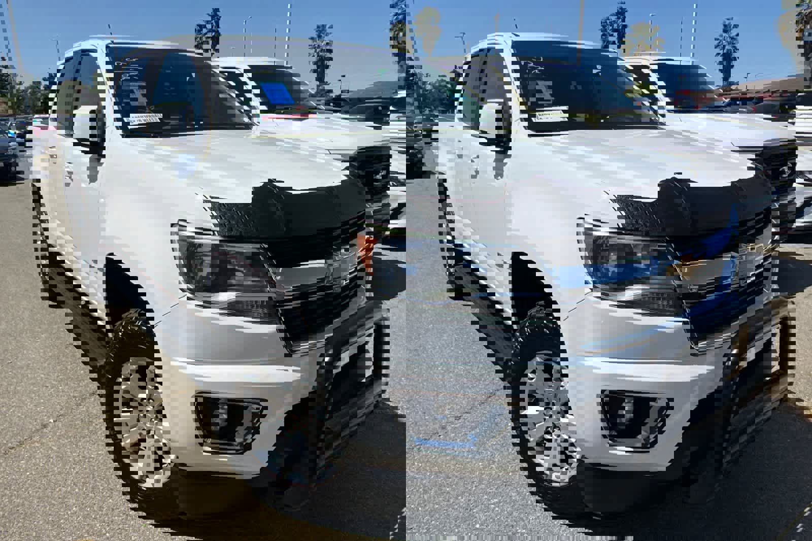 Used 2017 Chevrolet Colorado LT w/ LT Convenience Package image 3