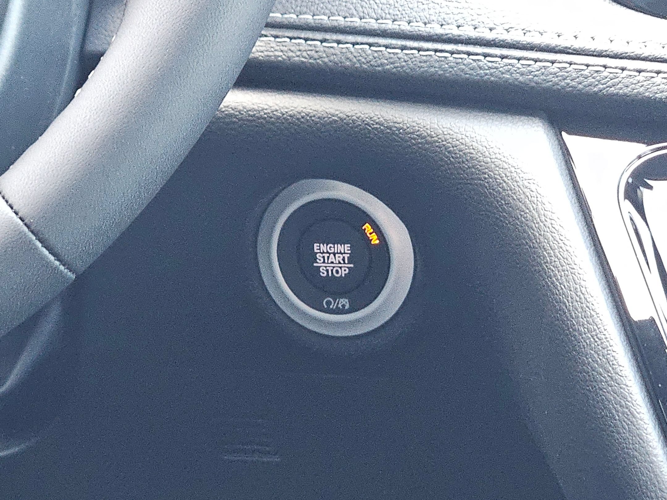New 2027 Chrysler Pacifica Select FWD image 12