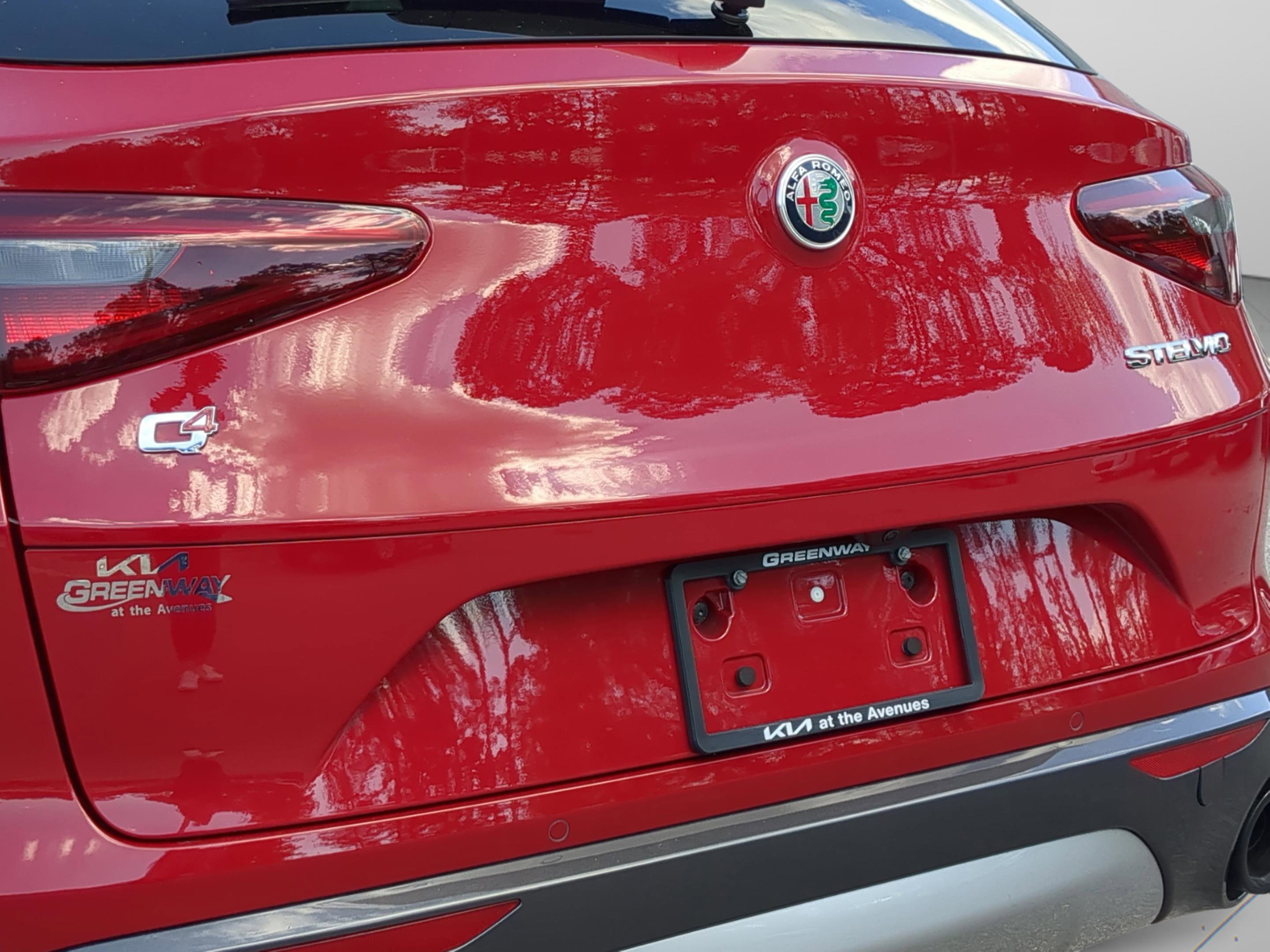 Used 2023 Alfa Romeo Stelvio Ti w/ Active Assist Plus Package image 36