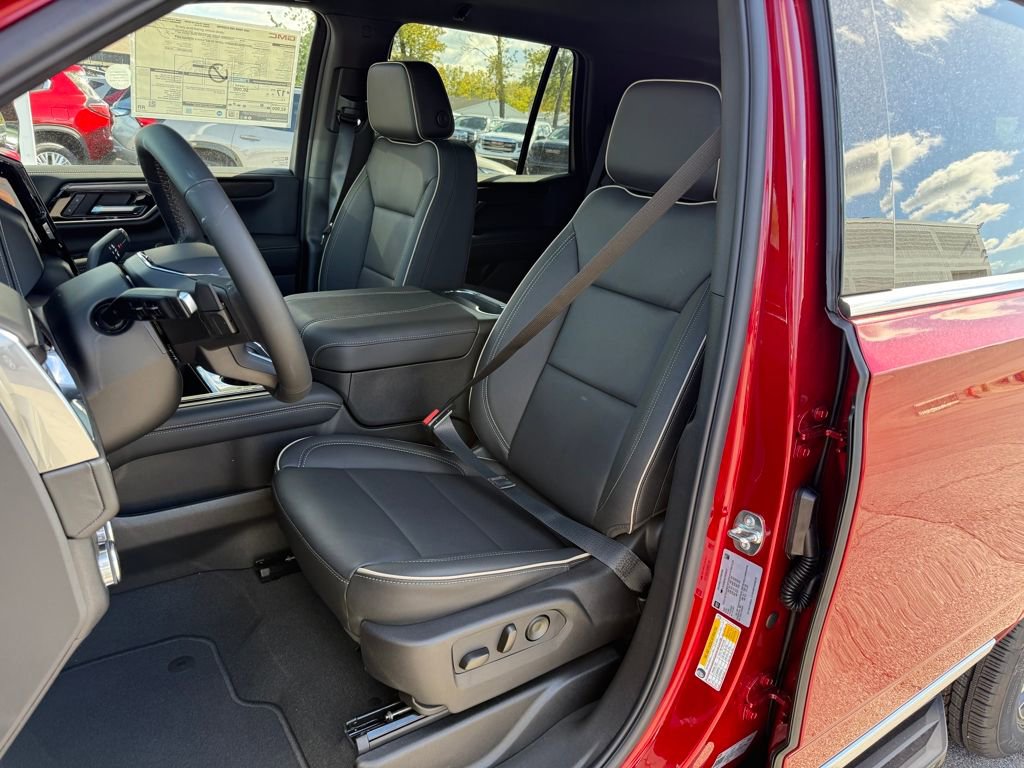 New 2026 GMC Yukon Elevation image 8