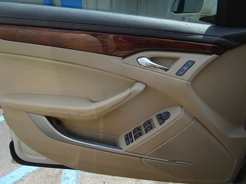 Used 2011 Cadillac CTS Luxury AWD/4WD image 15