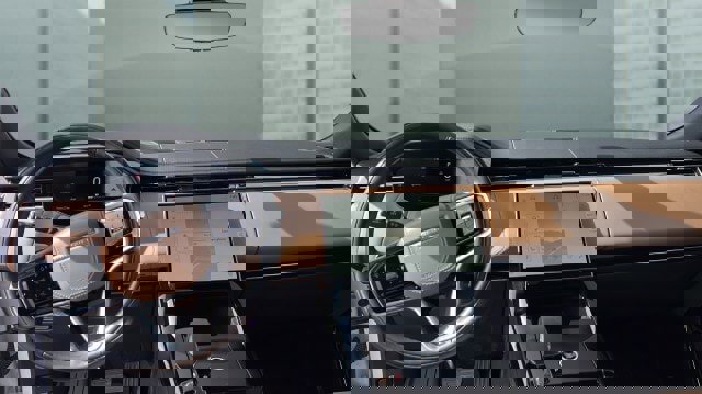 Used 2024 Land Rover Range Rover Sport SE image 21