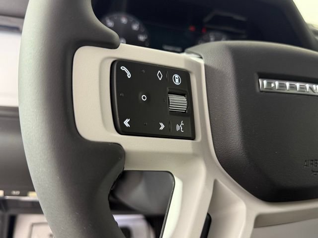 New 2025 Land Rover Defender 110 S AWD/4WD image 34