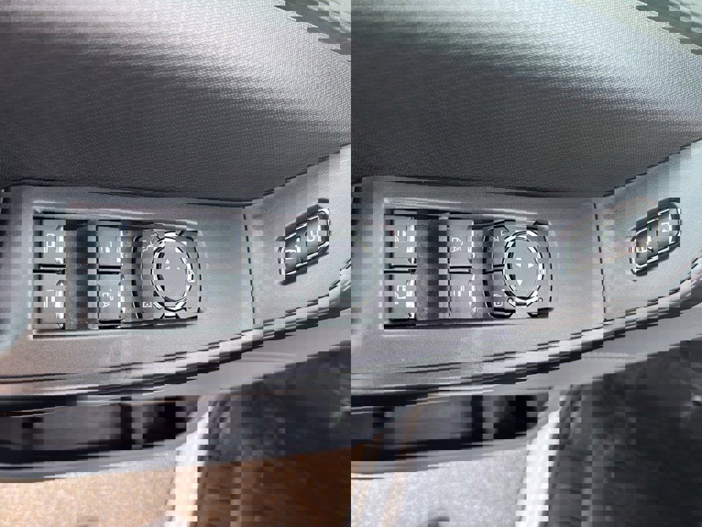 New 2025 Ford F150 XL w/ Equipment Group 104A Hybrid image 17