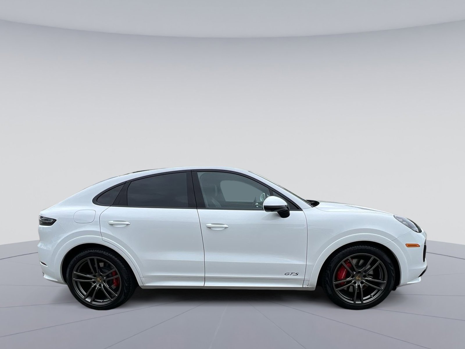 Used 2021 Porsche Cayenne GTS AWD/4WD image 5