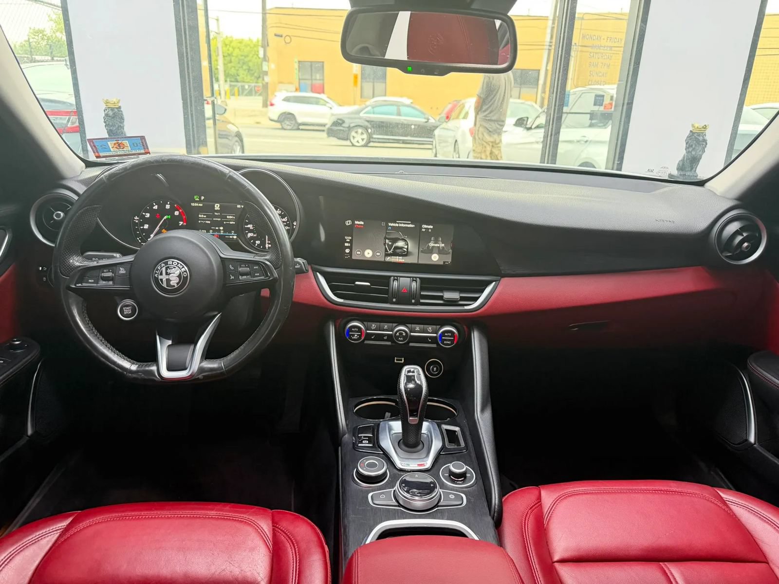 Used 2020 Alfa Romeo Giulia AWD w/ Nero Edizione image 6