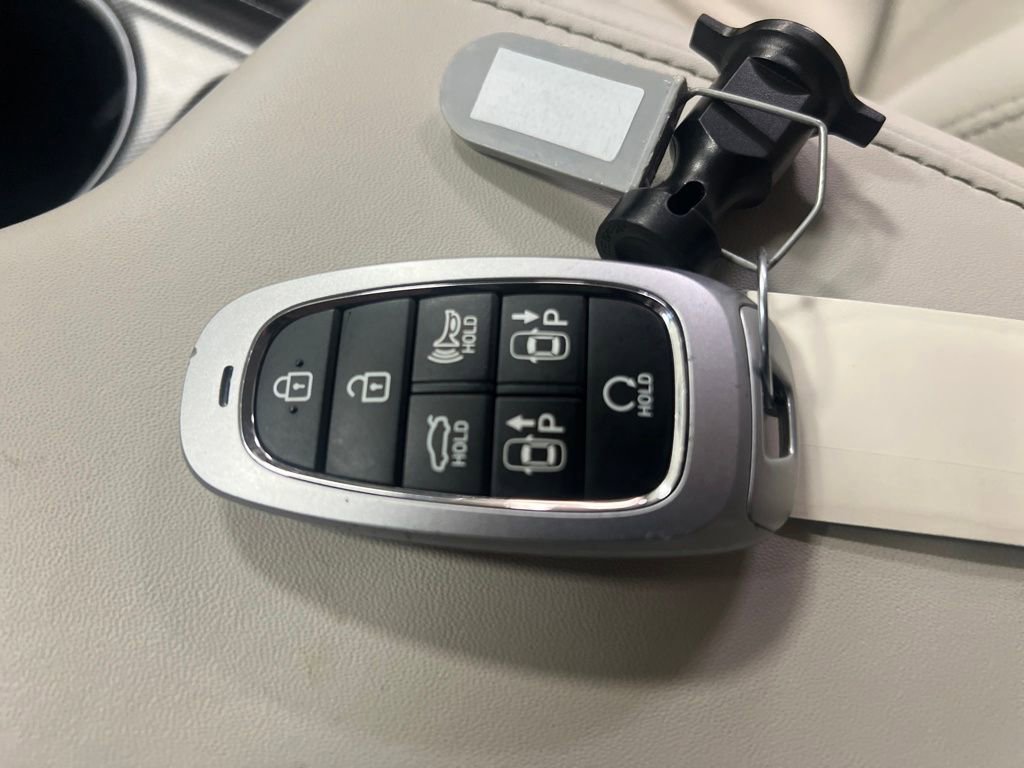 Used 2022 Hyundai Sonata Limited image 33