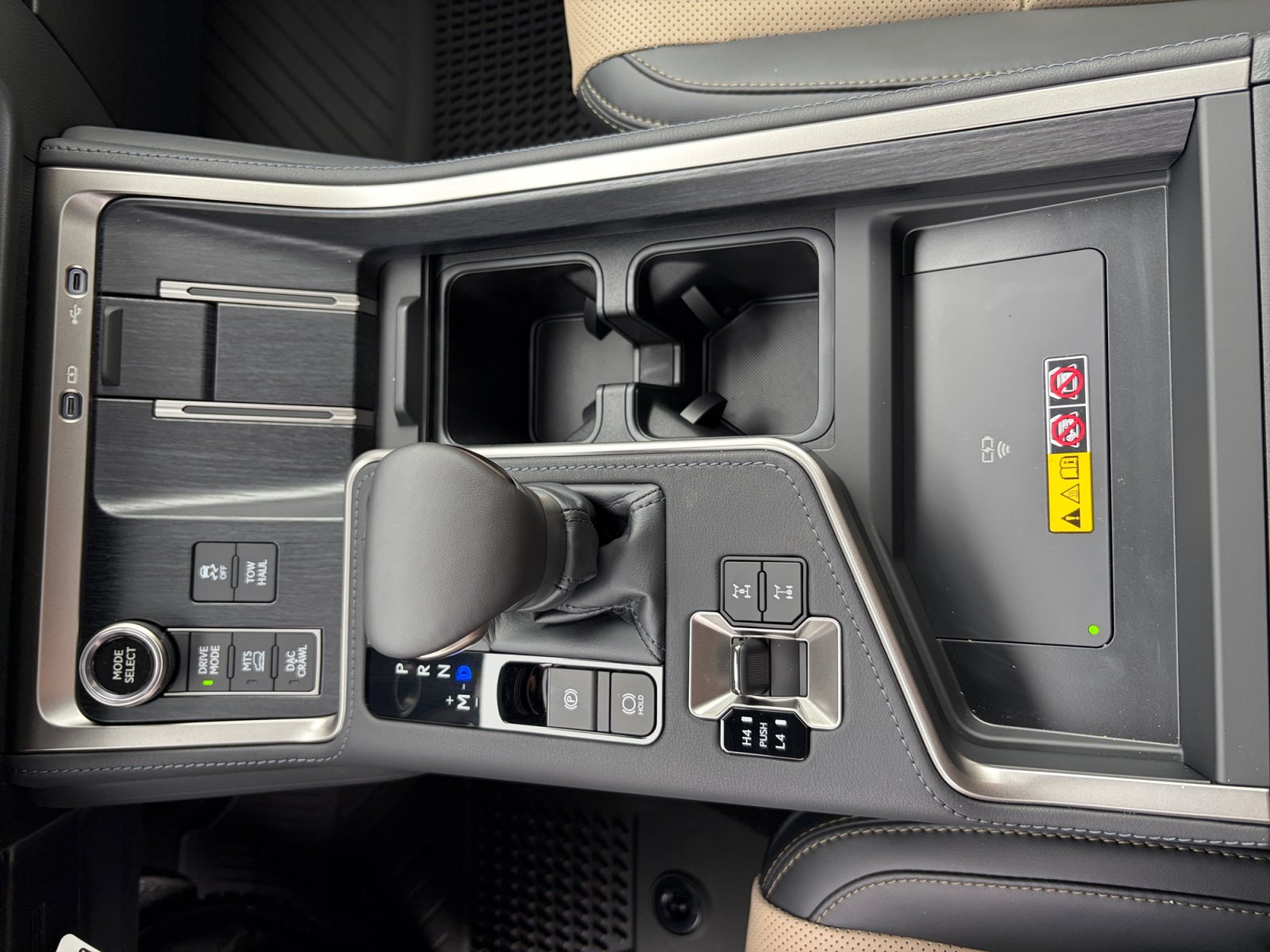 New 2026 Lexus GX 550 AWD/4WD image 15