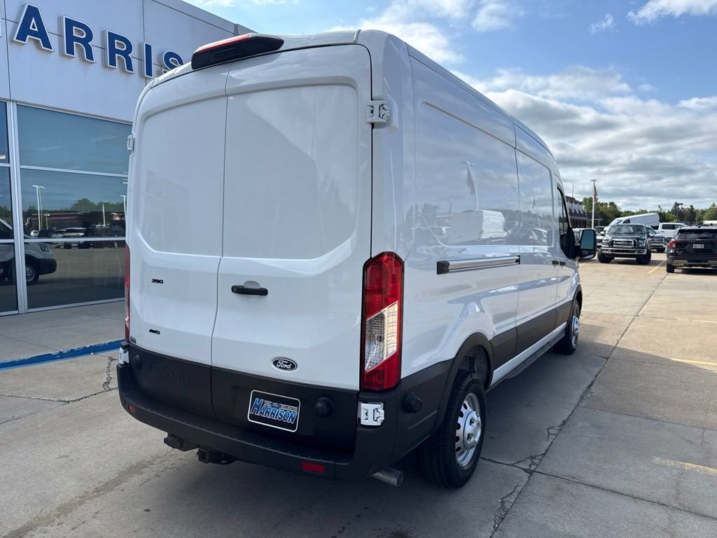 New 2027 Ford Transit 250 148 Medium Roof Extended AWD w/ Load Area Protection Package image 5