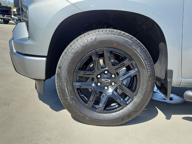 Used 2025 Chevrolet Silverado 1500 Custom RWD image 32