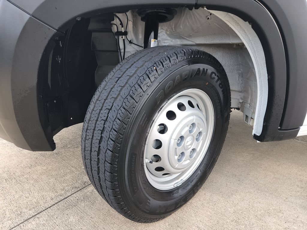 Used 2026 RAM ProMaster 2500 w/ Convenience Group FWD image 33