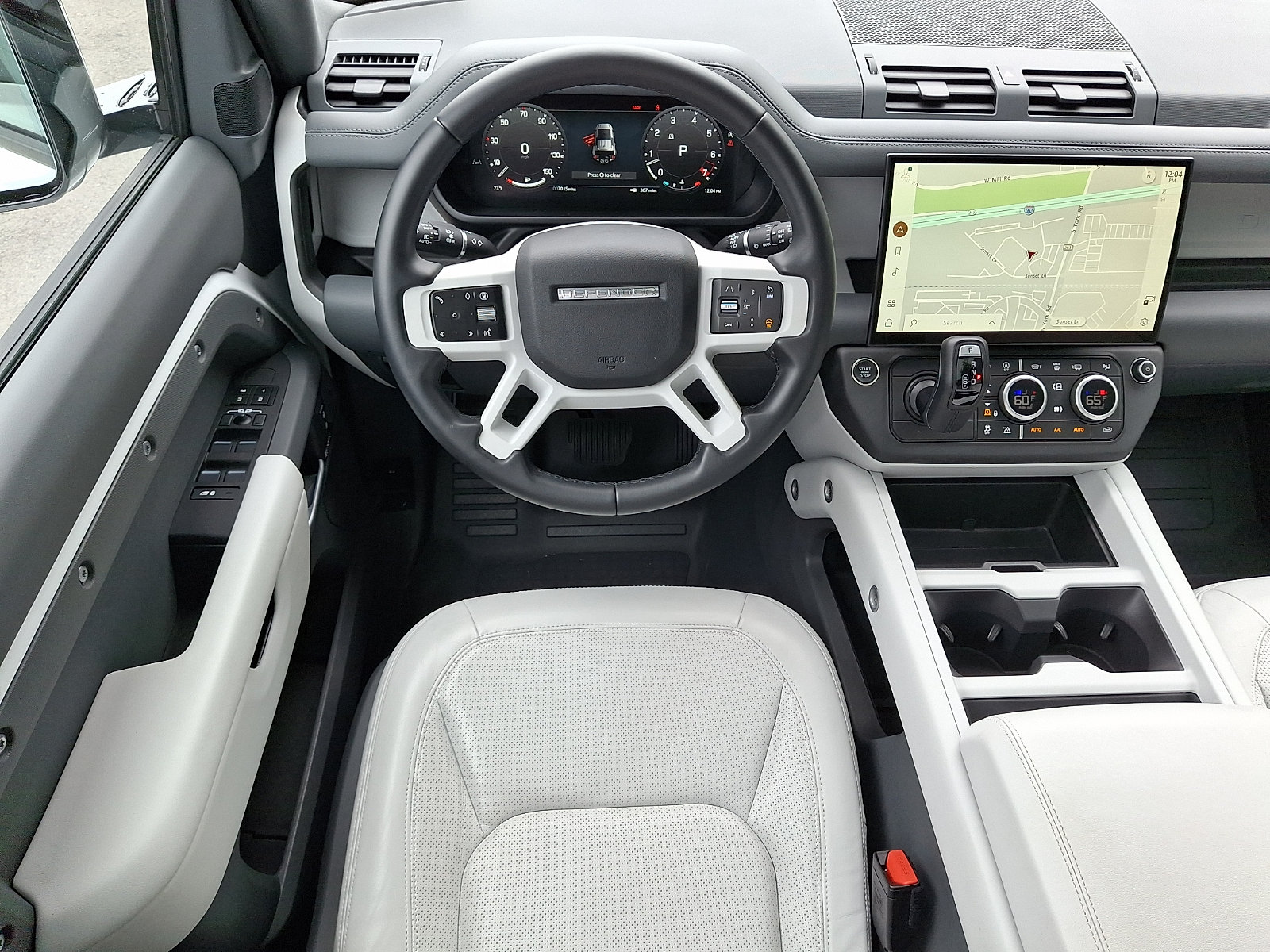 Used 2026 Land Rover Defender 110 X-Dynamic SE AWD/4WD image 4