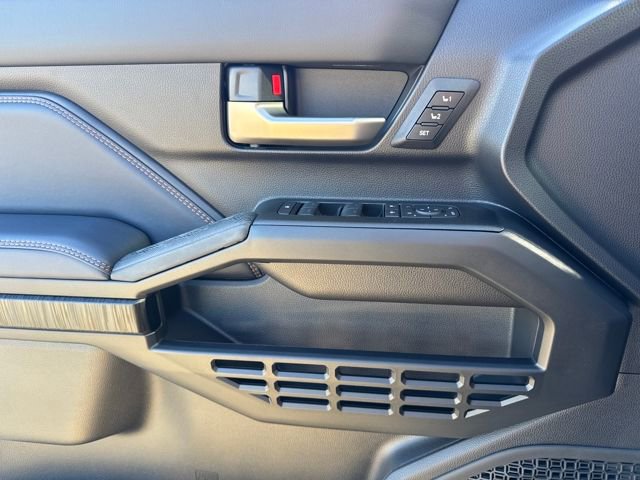 New 2026 Toyota 4Runner Platinum image 23