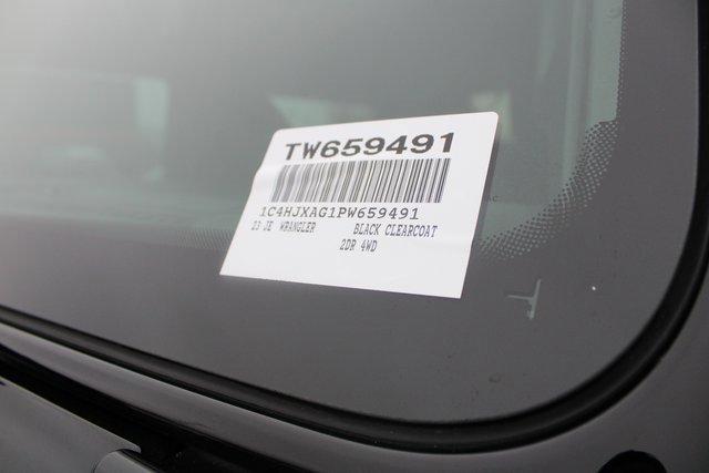 Used 2023 Jeep Wrangler Sport S image 30