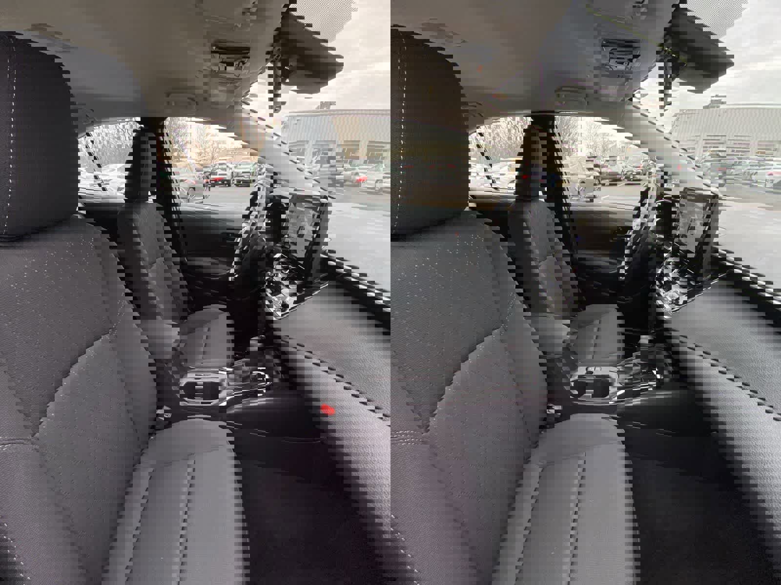 Used 2025 Toyota Corolla LE image 23