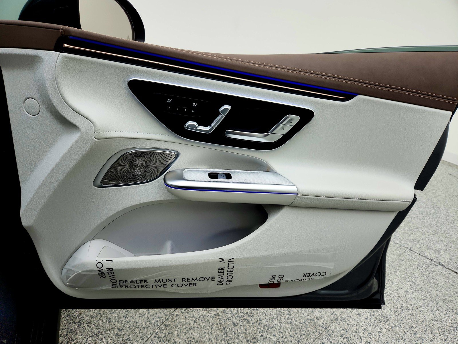 Certified 2023 Mercedes-Benz EQE 500 4MATIC Sedan image 26