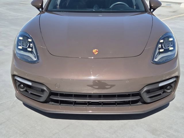 Used 2023 Porsche Panamera image 9